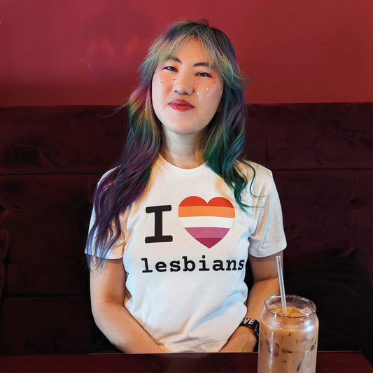 I Heart Lesbians Crop