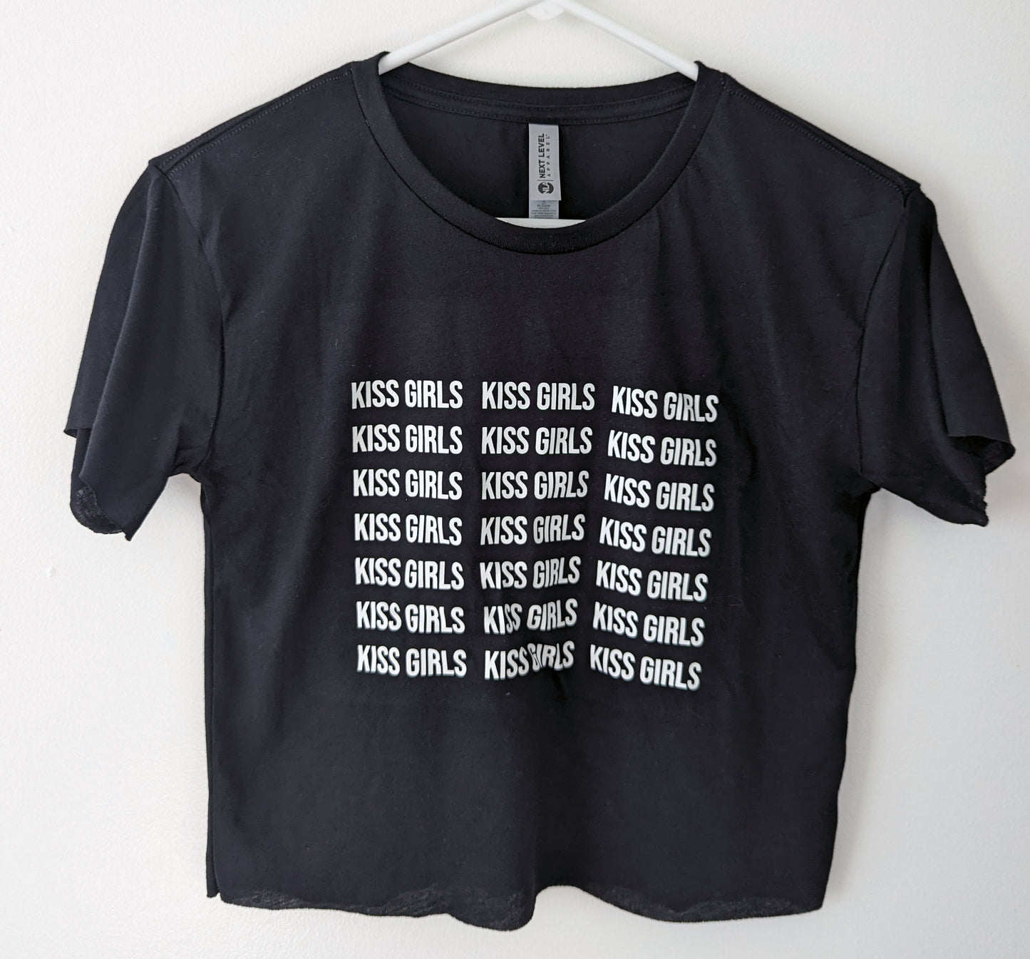 Kiss Girls Block Crop Tee